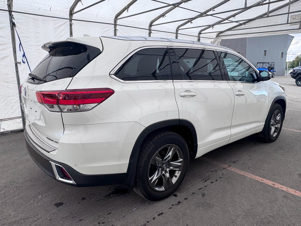 Toyota Highlander  2017 à St-Jérôme, Québec - 10 - w1024h768px