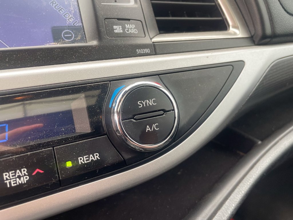 Toyota Highlander  2019 à St-Jérôme, Québec - 17 - w1024h768px