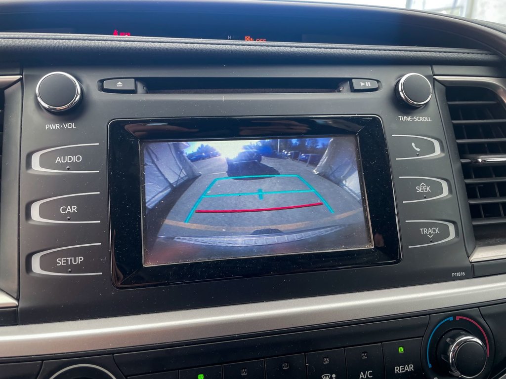 2019 Toyota Highlander in St-Jérôme, Quebec - 12 - w1024h768px