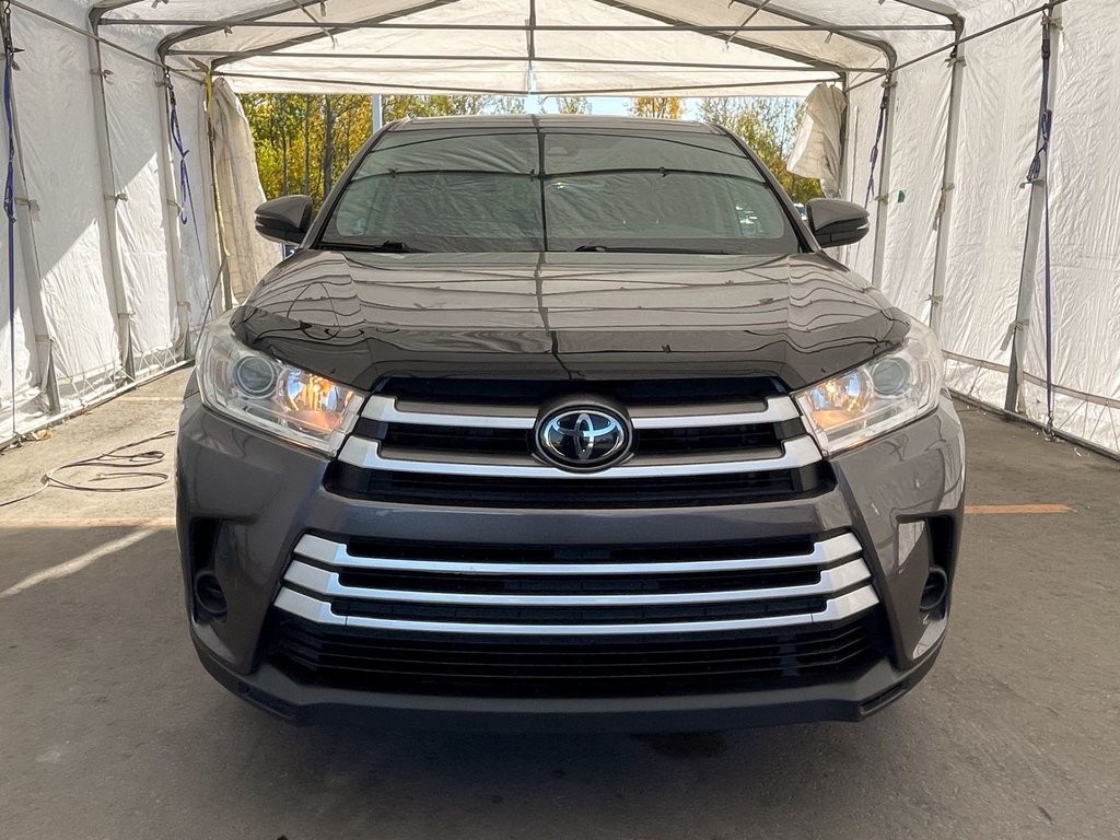 2019 Toyota Highlander in St-Jérôme, Quebec - 4 - w1024h768px