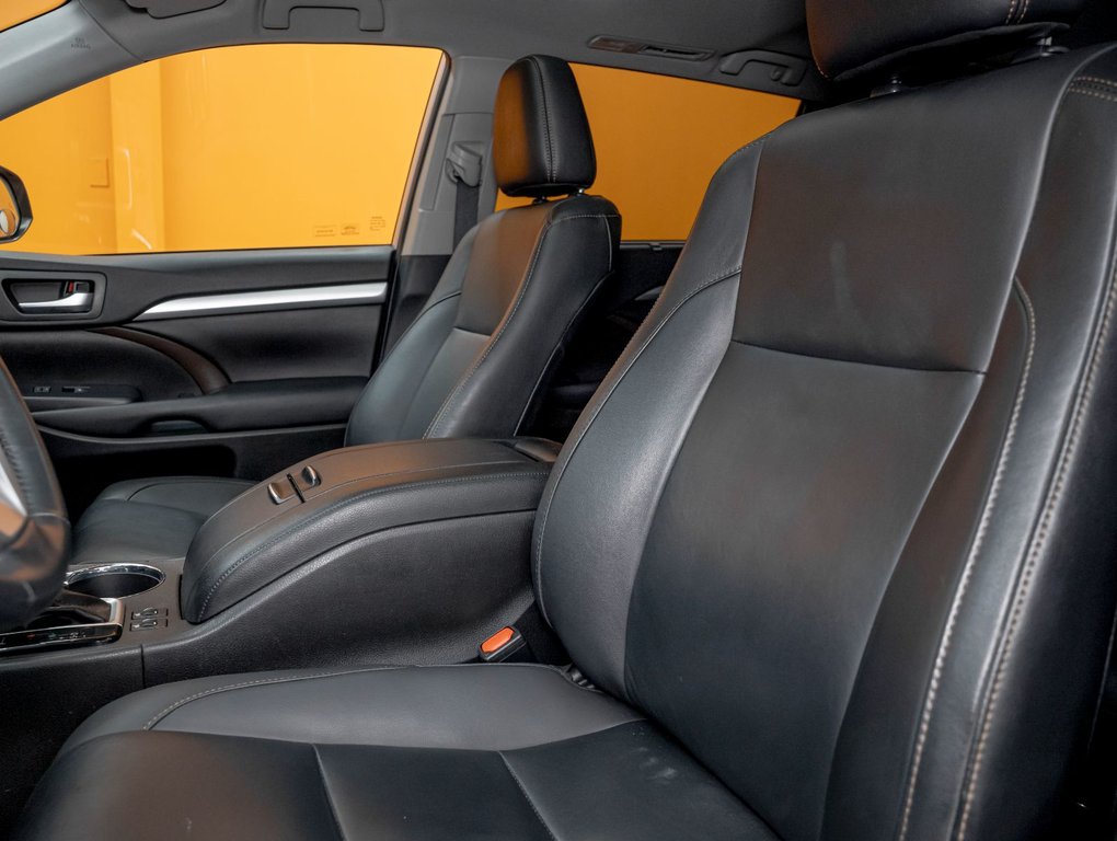 Toyota Highlander  2019 à St-Jérôme, Québec - 11 - w1024h768px