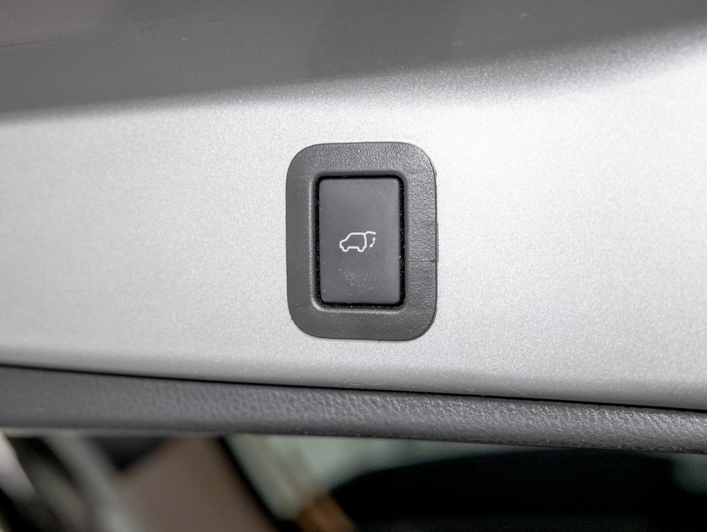 Toyota Highlander  2019 à St-Jérôme, Québec - 33 - w1024h768px