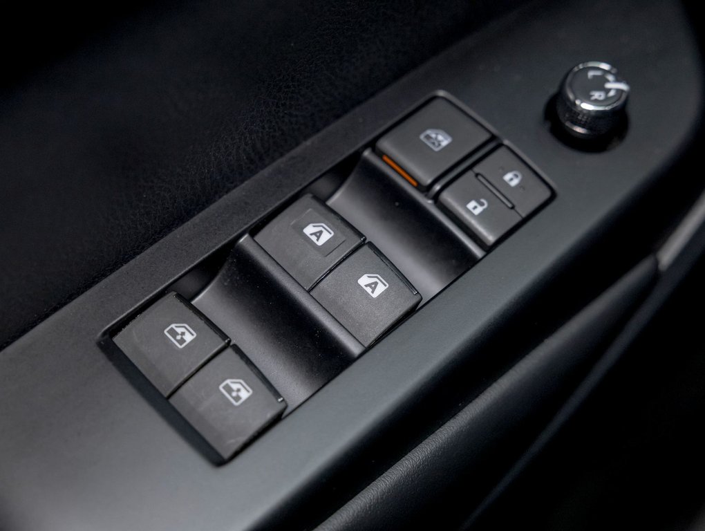 Toyota Highlander  2019 à St-Jérôme, Québec - 26 - w1024h768px