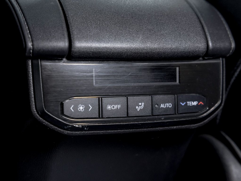 2020 Toyota Highlander in St-Jérôme, Quebec - 33 - w1024h768px