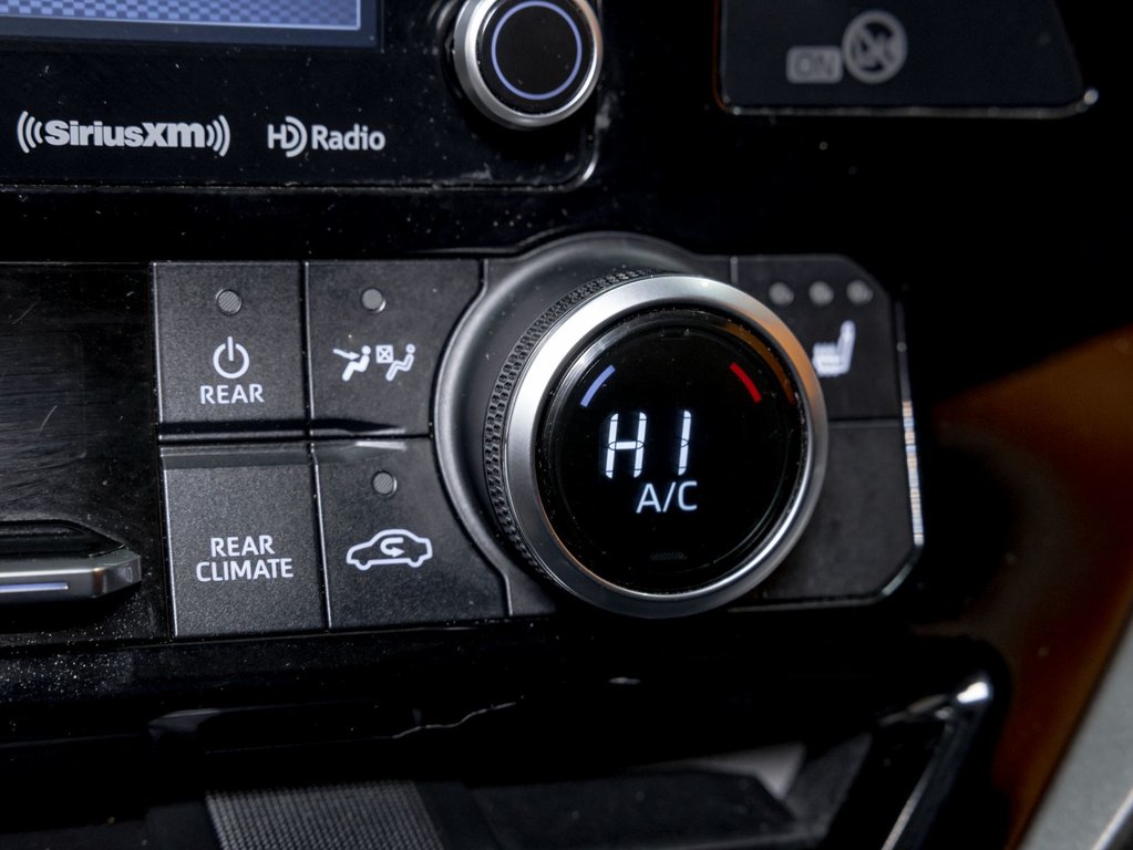 2020 Toyota Highlander in St-Jérôme, Quebec - 23 - w1024h768px