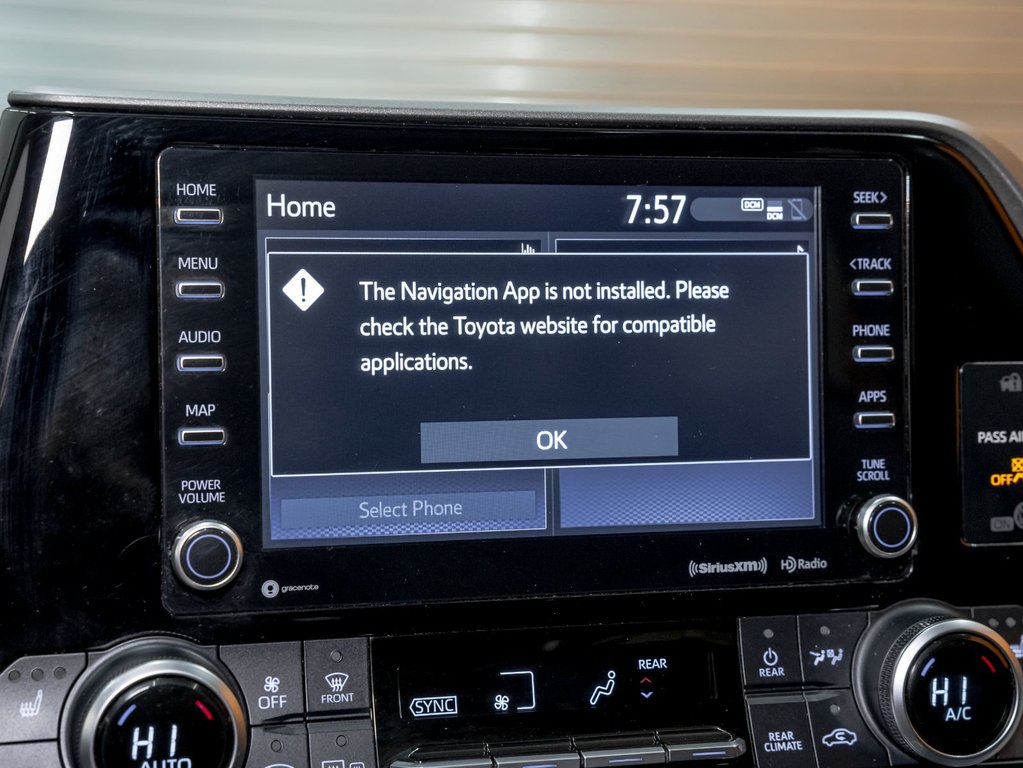 2020 Toyota Highlander in St-Jérôme, Quebec - 17 - w1024h768px