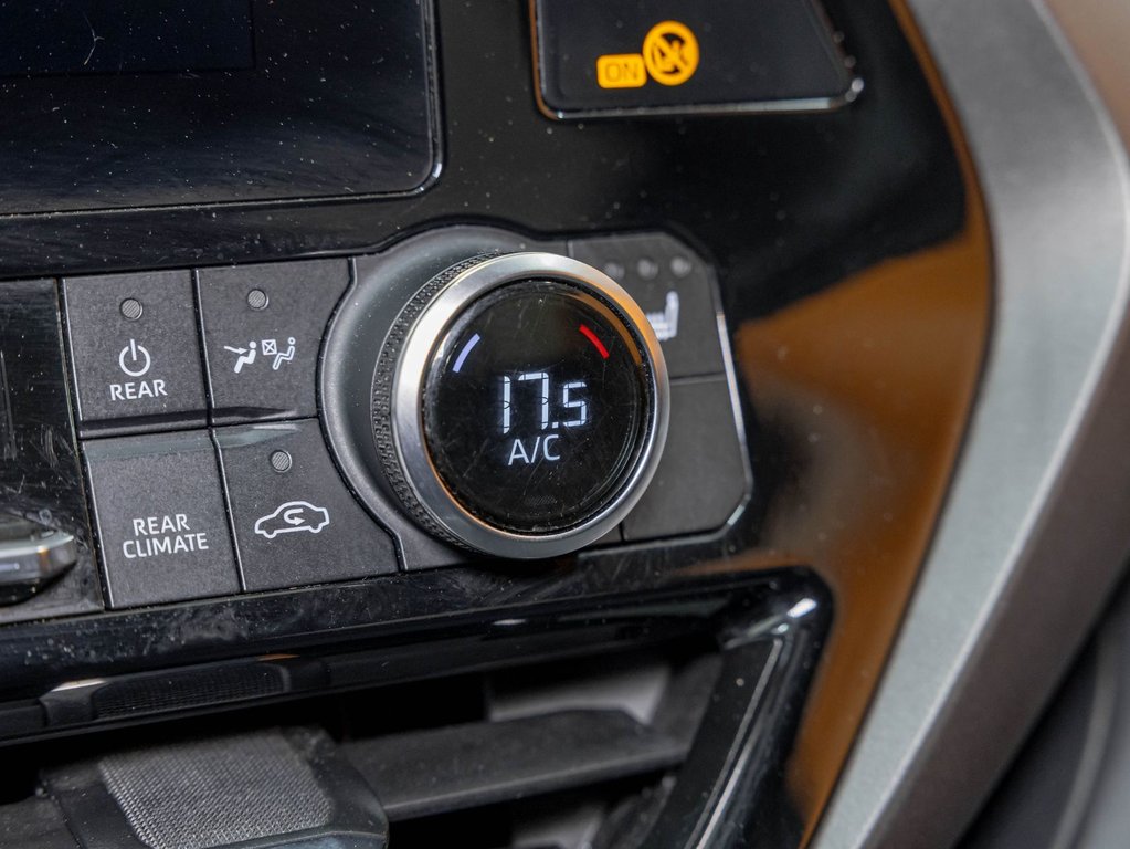 2023 Toyota Highlander in St-Jérôme, Quebec - 20 - w1024h768px