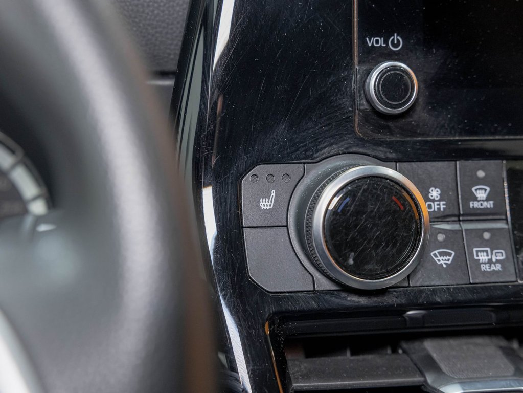 2023 Toyota Highlander in St-Jérôme, Quebec - 19 - w1024h768px