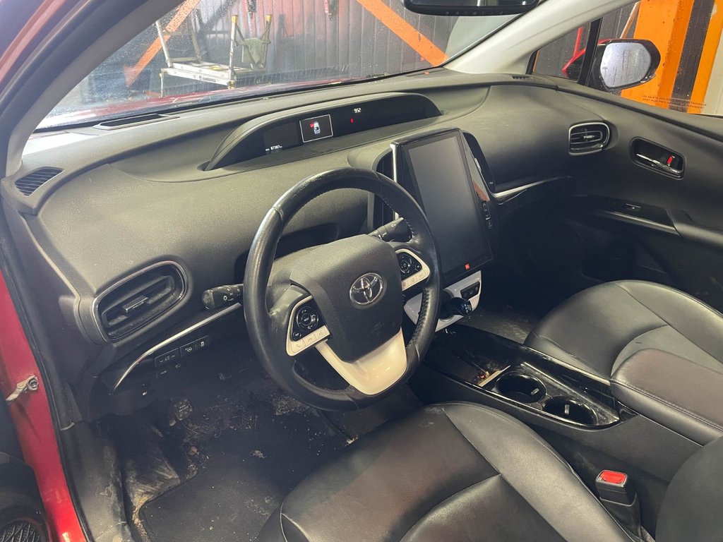 2017 Toyota Prius Prime in St-Jérôme, Quebec - 4 - w1024h768px