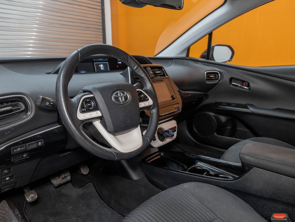 2019 Toyota PRIUS PRIME in St-Jérôme, Quebec - 2 - w1024h768px