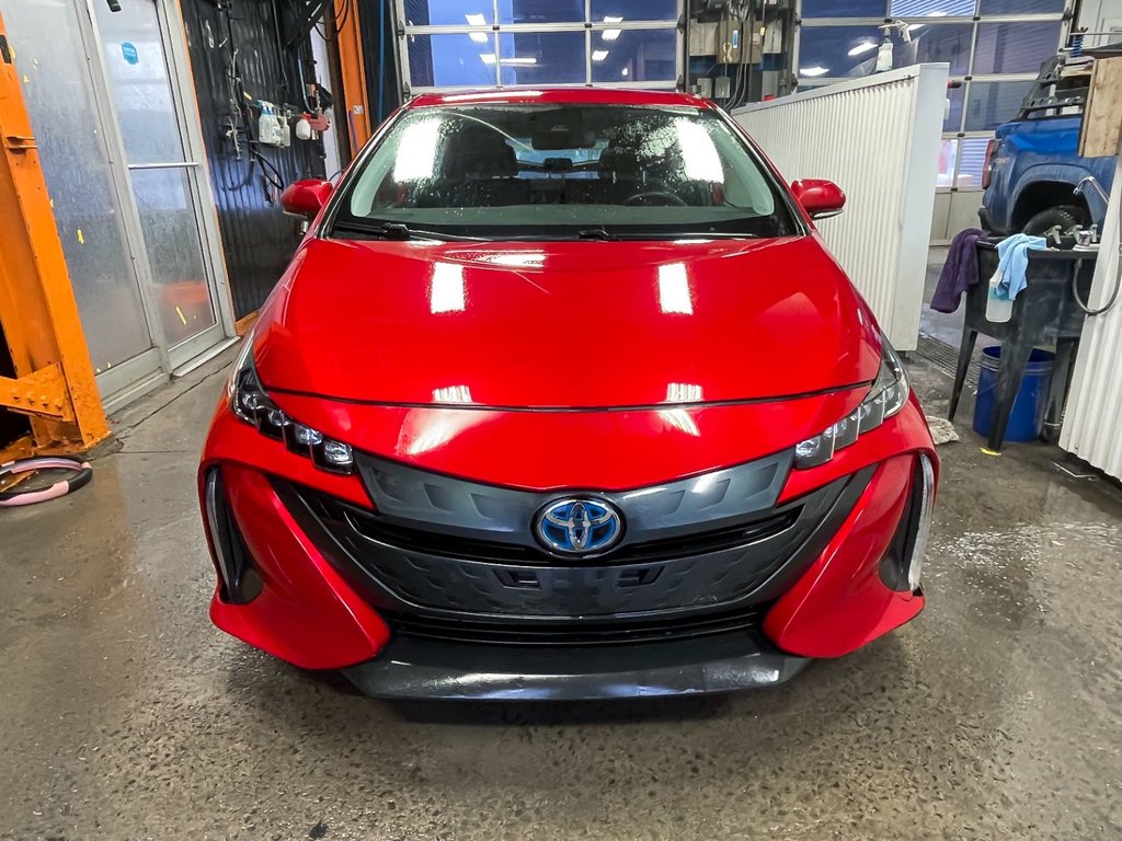 2020 Toyota Prius Prime in St-Jérôme, Quebec - 4 - w1024h768px