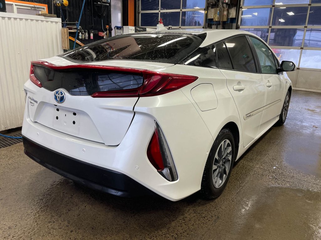 2022 Toyota Prius Prime in St-Jérôme, Quebec - 9 - w1024h768px