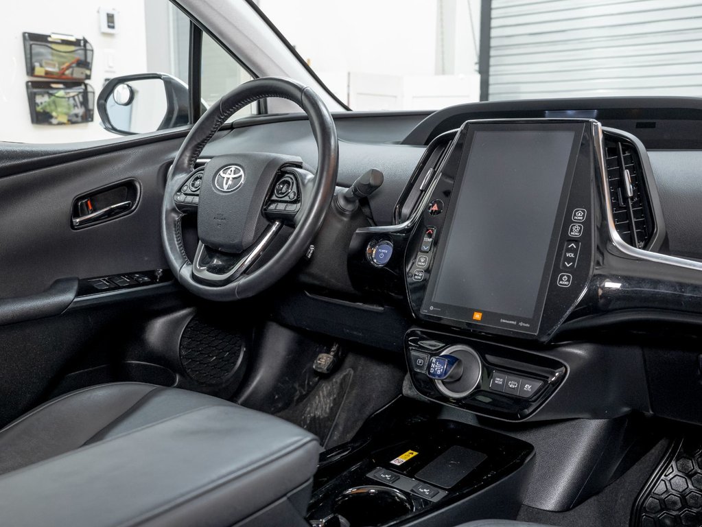 2022 Toyota Prius Prime in St-Jérôme, Quebec - 32 - w1024h768px