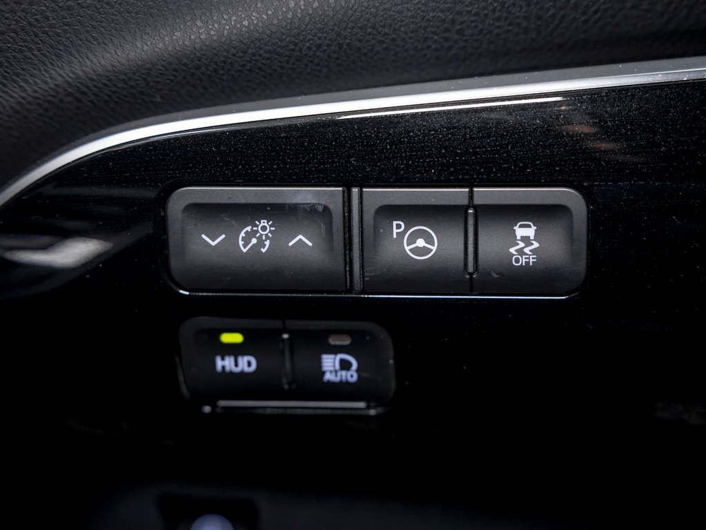 2022 Toyota Prius Prime in St-Jérôme, Quebec - 26 - w1024h768px