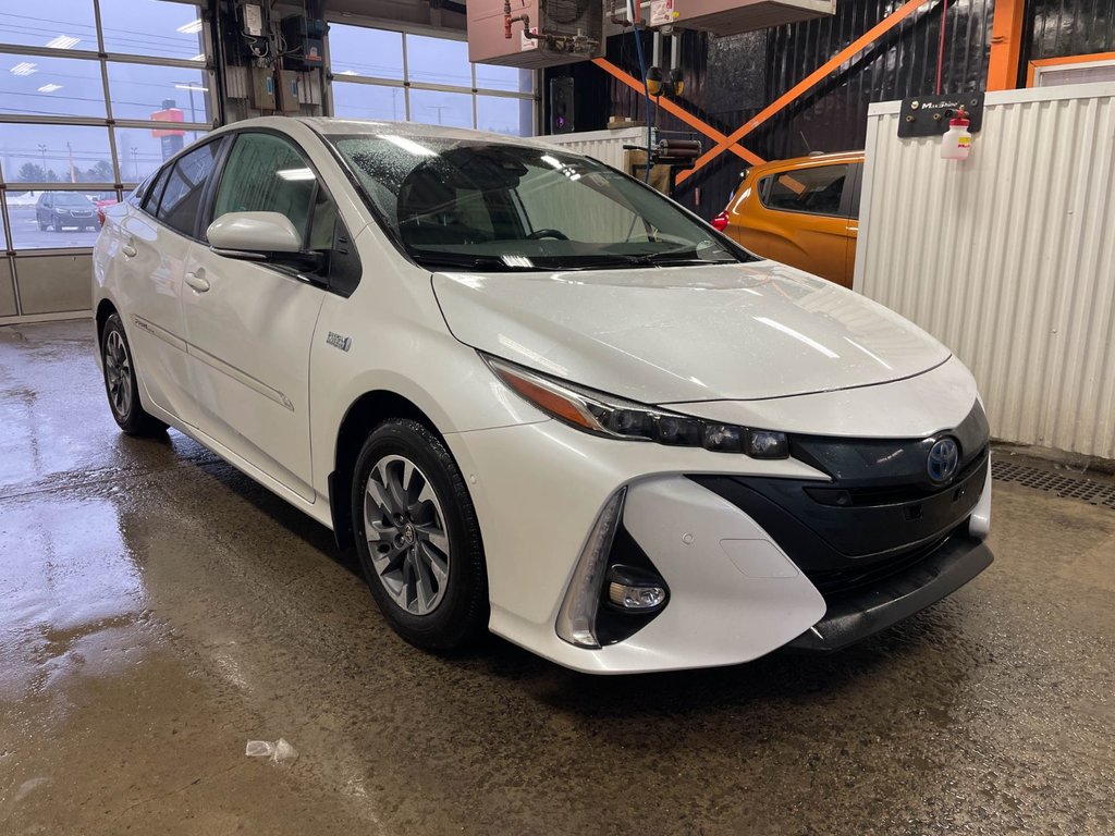 2022 Toyota Prius Prime in St-Jérôme, Quebec - 10 - w1024h768px