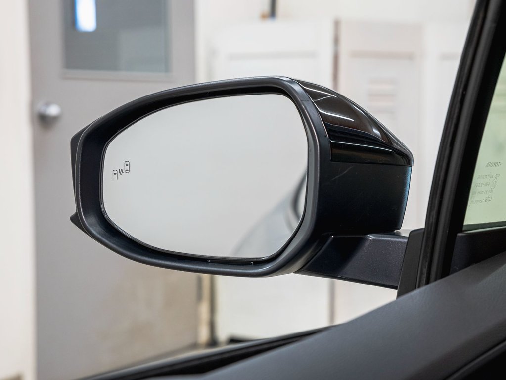 Toyota Prius Prime  2023 à St-Jérôme, Québec - 35 - w1024h768px