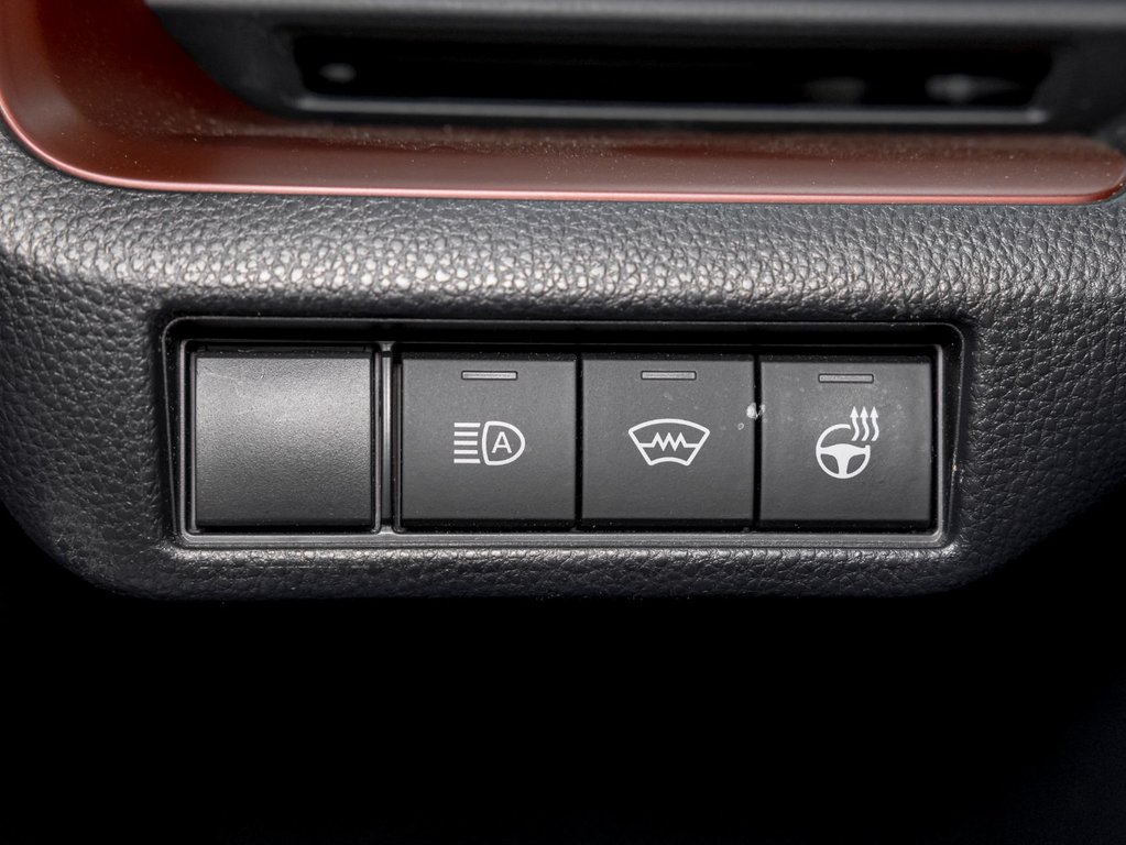 Toyota Prius Prime  2023 à St-Jérôme, Québec - 22 - w1024h768px