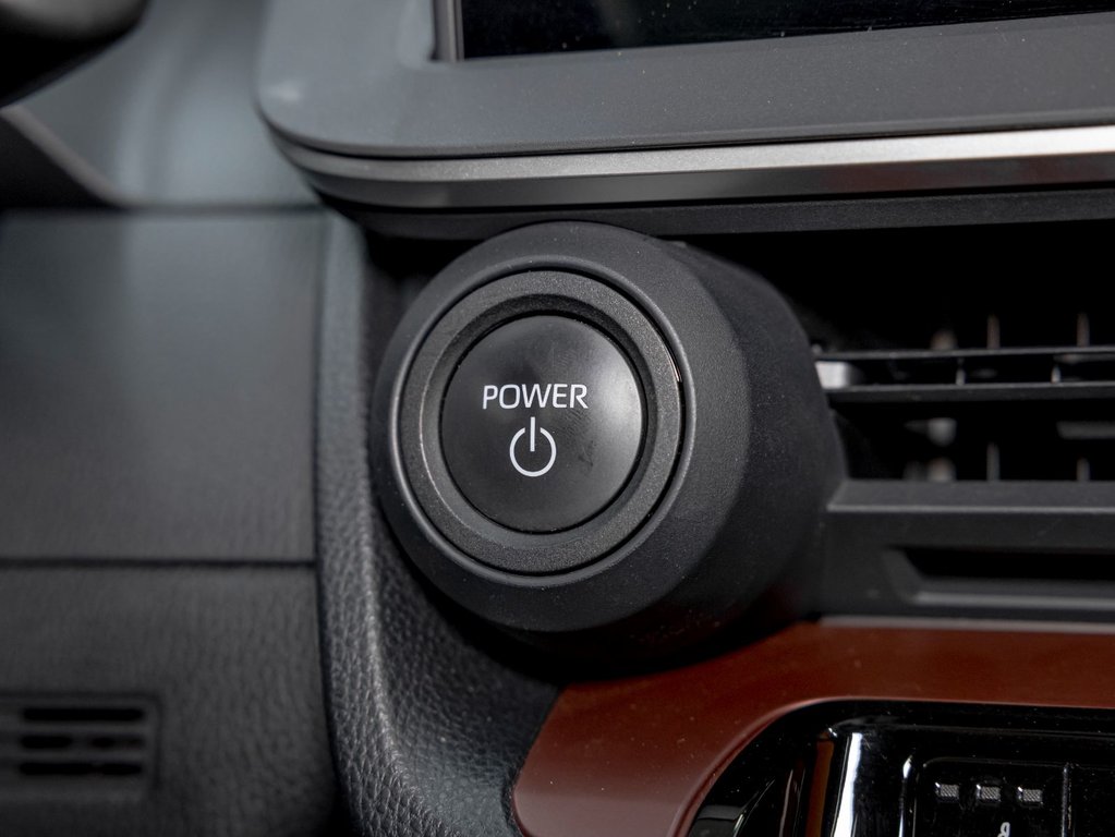 Toyota Prius Prime  2023 à St-Jérôme, Québec - 28 - w1024h768px