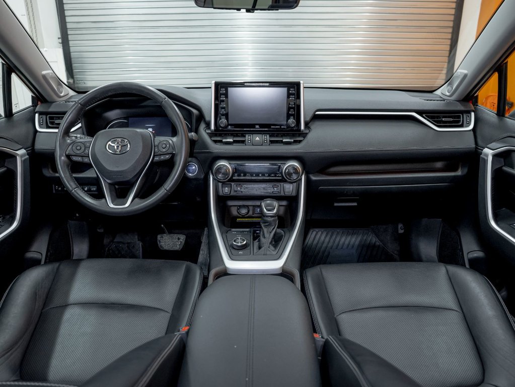 2020 Toyota RAV4 Hybrid in St-Jérôme, Quebec - 12 - w1024h768px