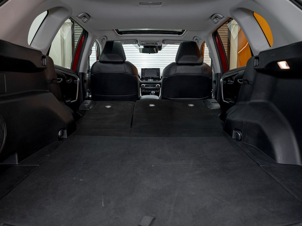 2020 Toyota RAV4 Hybrid in St-Jérôme, Quebec - 36 - w1024h768px