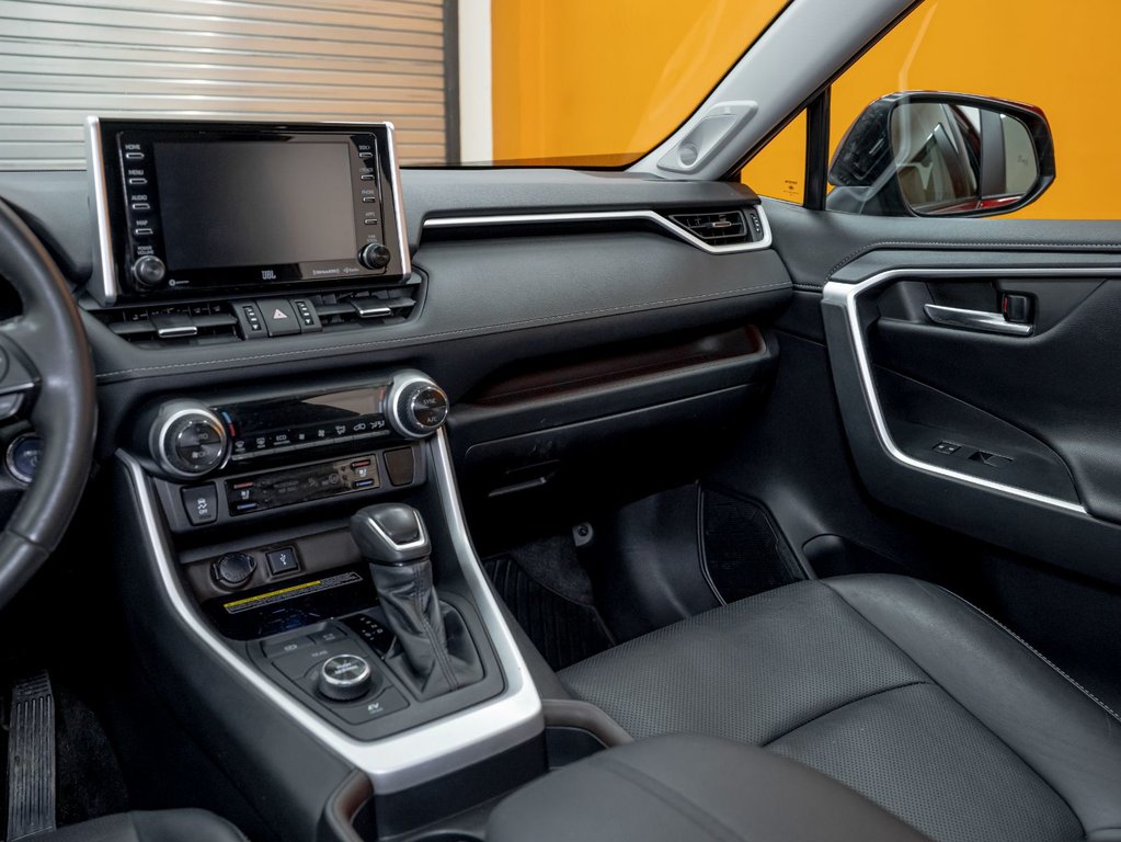 2020 Toyota RAV4 Hybrid in St-Jérôme, Quebec - 22 - w1024h768px