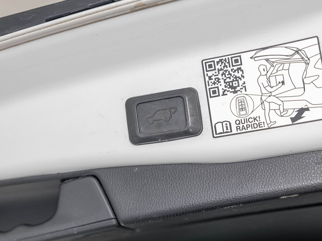 Toyota RAV4 Prime  2021 à St-Jérôme, Québec - 33 - w1024h768px