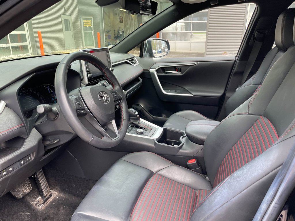 Toyota RAV4 Prime  2022 à St-Jérôme, Québec - 4 - w1024h768px
