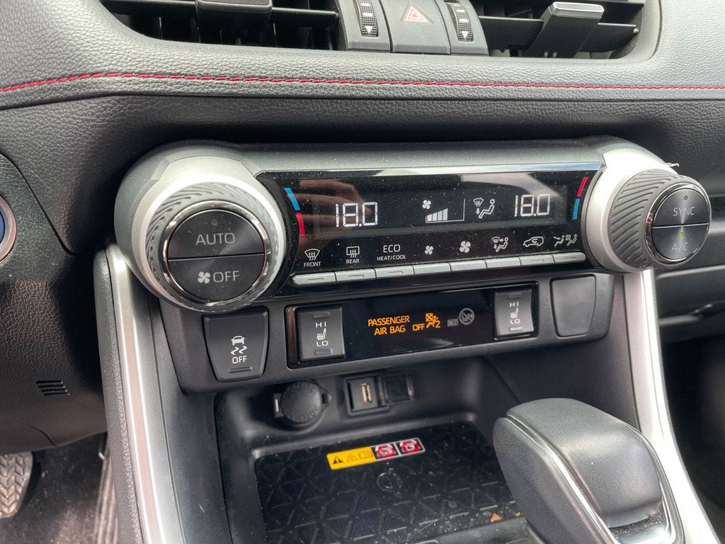 Toyota RAV4 Prime  2022 à St-Jérôme, Québec - 13 - w1024h768px