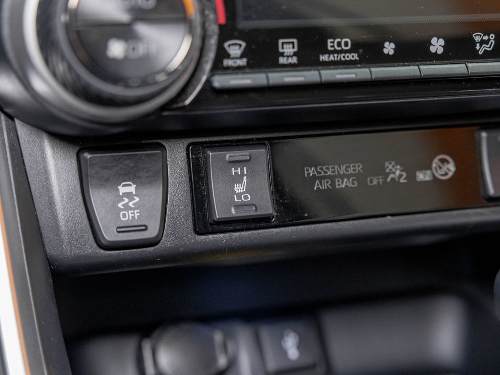 Toyota RAV4 Prime  2022 à St-Jérôme, Québec - 21 - w1024h768px