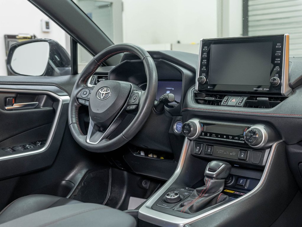 Toyota RAV4 Prime  2022 à St-Jérôme, Québec - 29 - w1024h768px