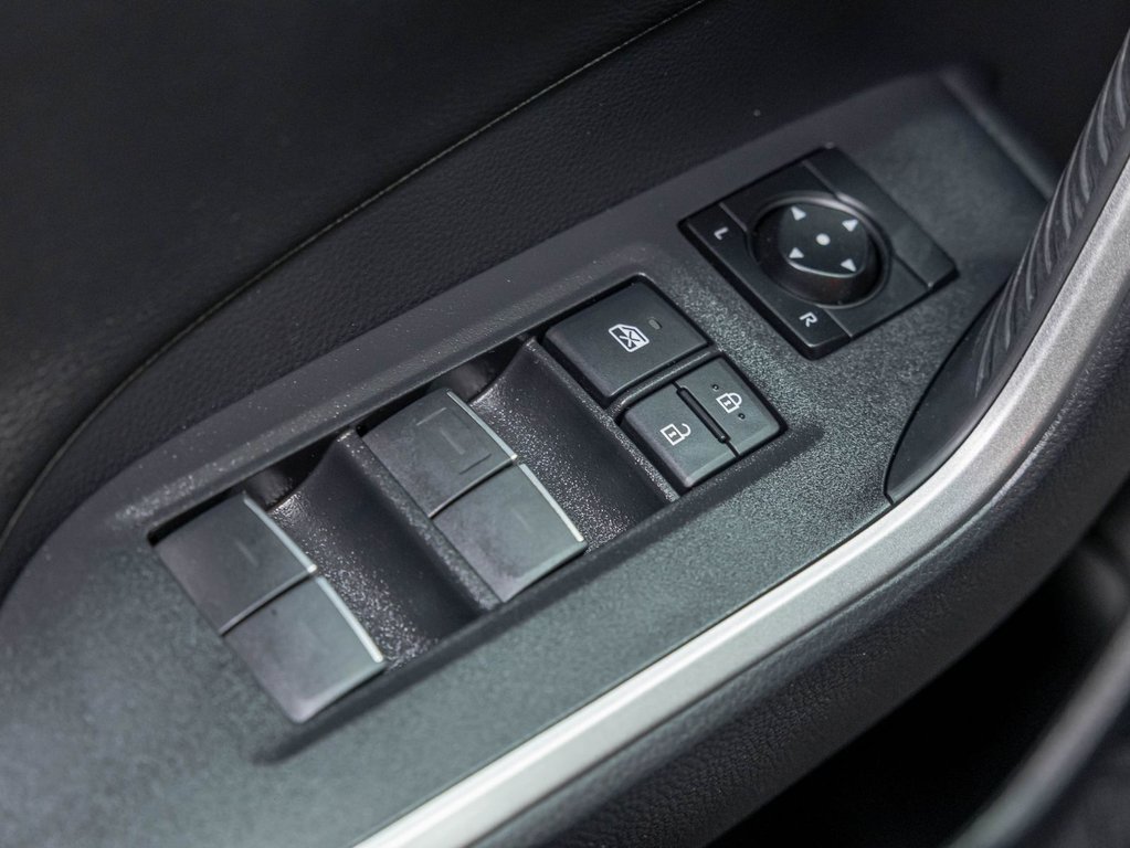 Toyota RAV4 Prime  2022 à St-Jérôme, Québec - 27 - w1024h768px