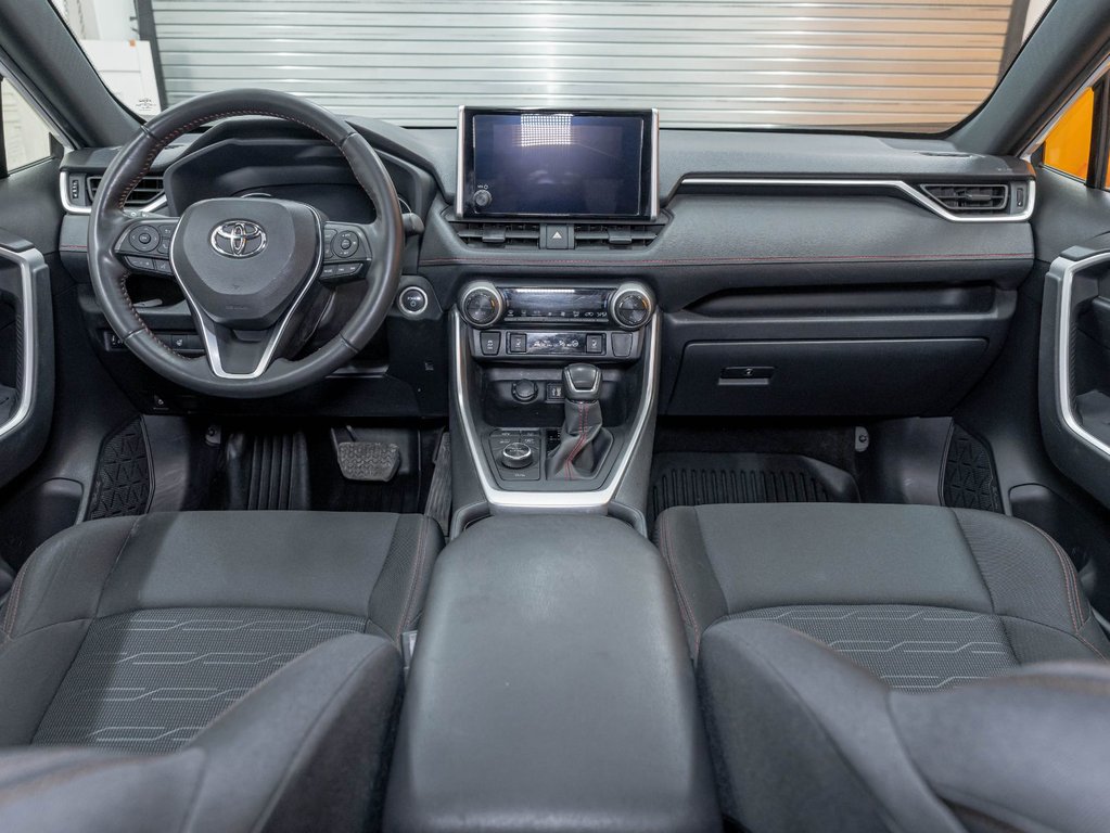 Toyota RAV4 Prime  2023 à St-Jérôme, Québec - 12 - w1024h768px