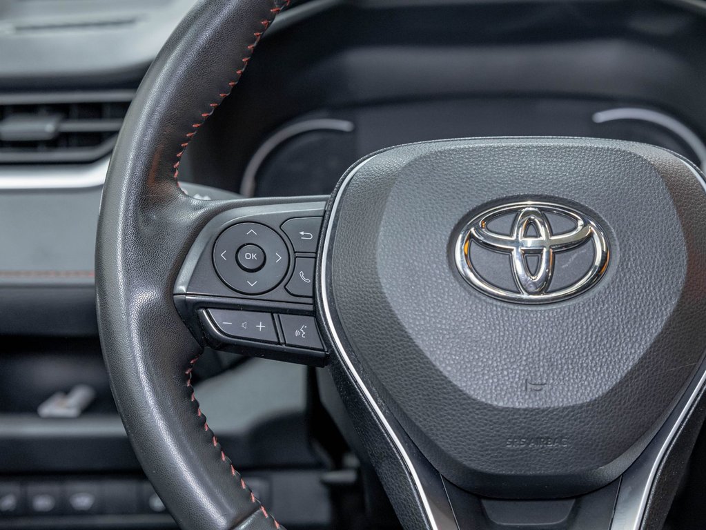 Toyota RAV4 Prime  2023 à St-Jérôme, Québec - 15 - w1024h768px