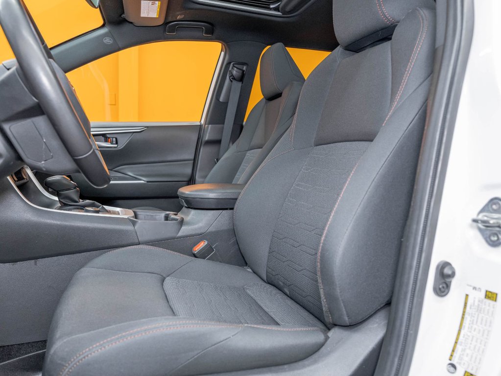 Toyota RAV4 Prime  2023 à St-Jérôme, Québec - 11 - w1024h768px