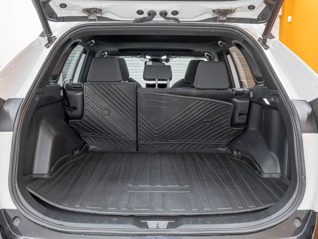Toyota RAV4 Prime  2023 à St-Jérôme, Québec - 31 - w1024h768px