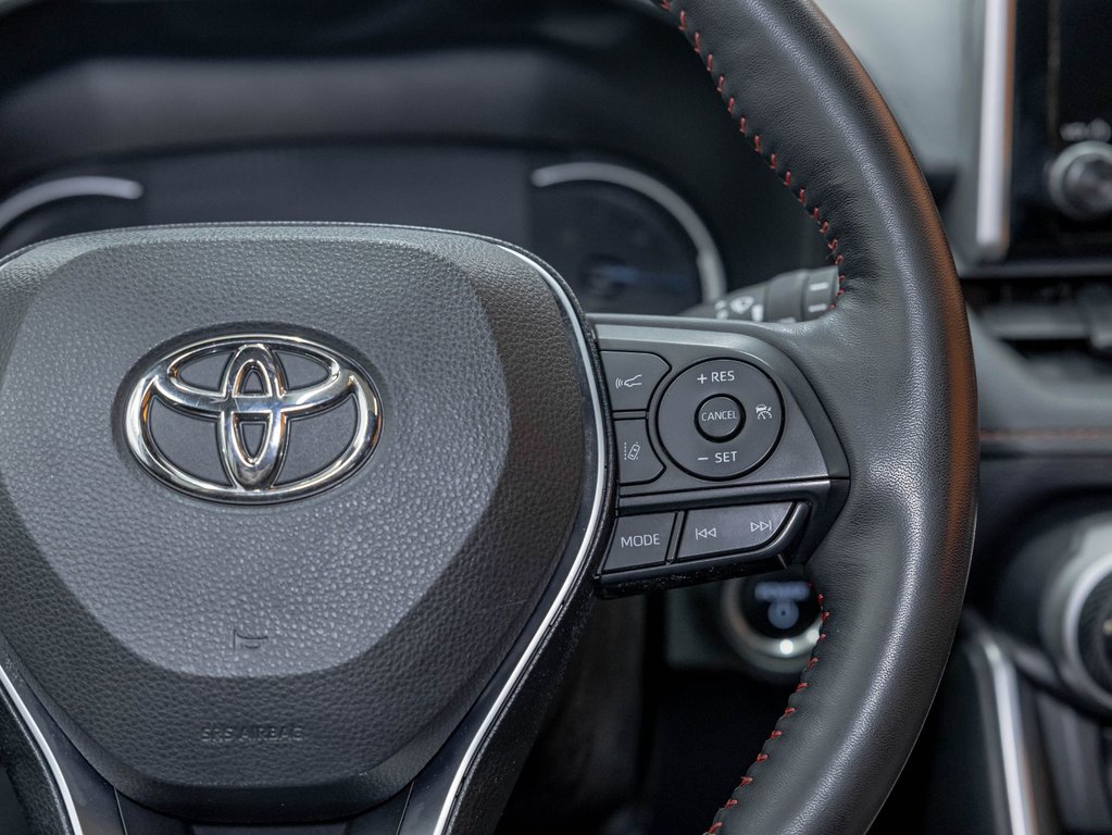 Toyota RAV4 Prime  2023 à St-Jérôme, Québec - 16 - w1024h768px