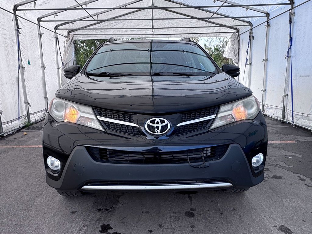 Toyota RAV4  2015 à St-Jérôme, Québec - 6 - w1024h768px