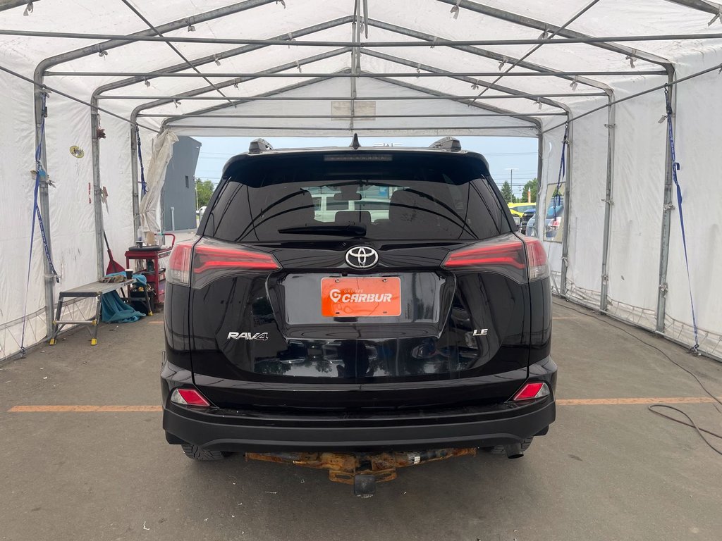 2018 Toyota RAV4 in St-Jérôme, Quebec - 6 - w1024h768px
