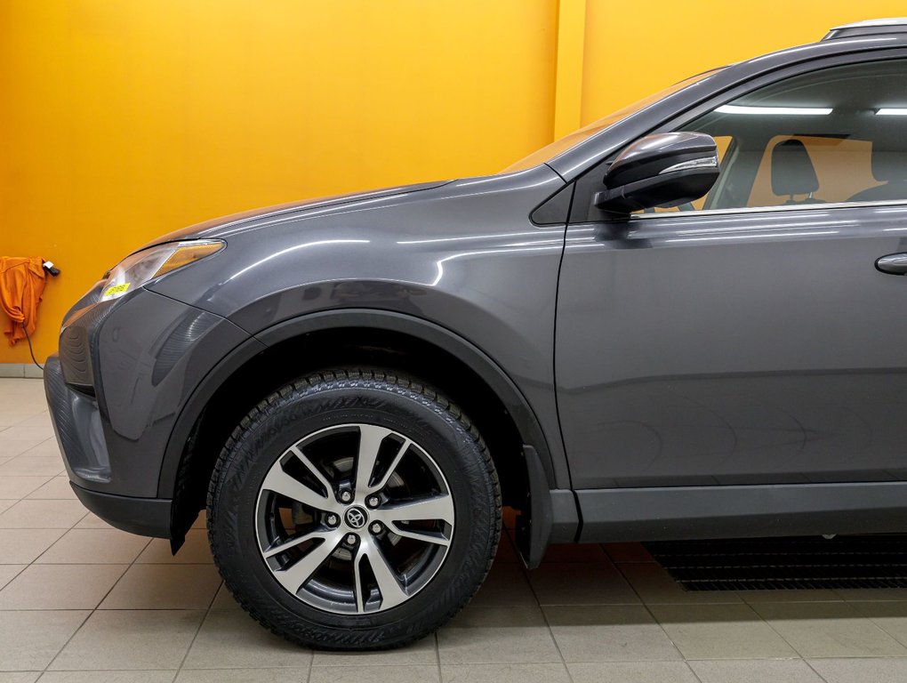 2018 Toyota RAV4 in St-Jérôme, Quebec - 28 - w1024h768px