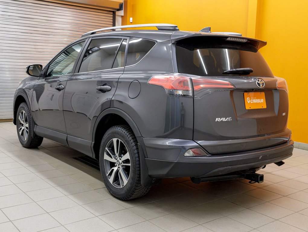 2018 Toyota RAV4 in St-Jérôme, Quebec - 5 - w1024h768px