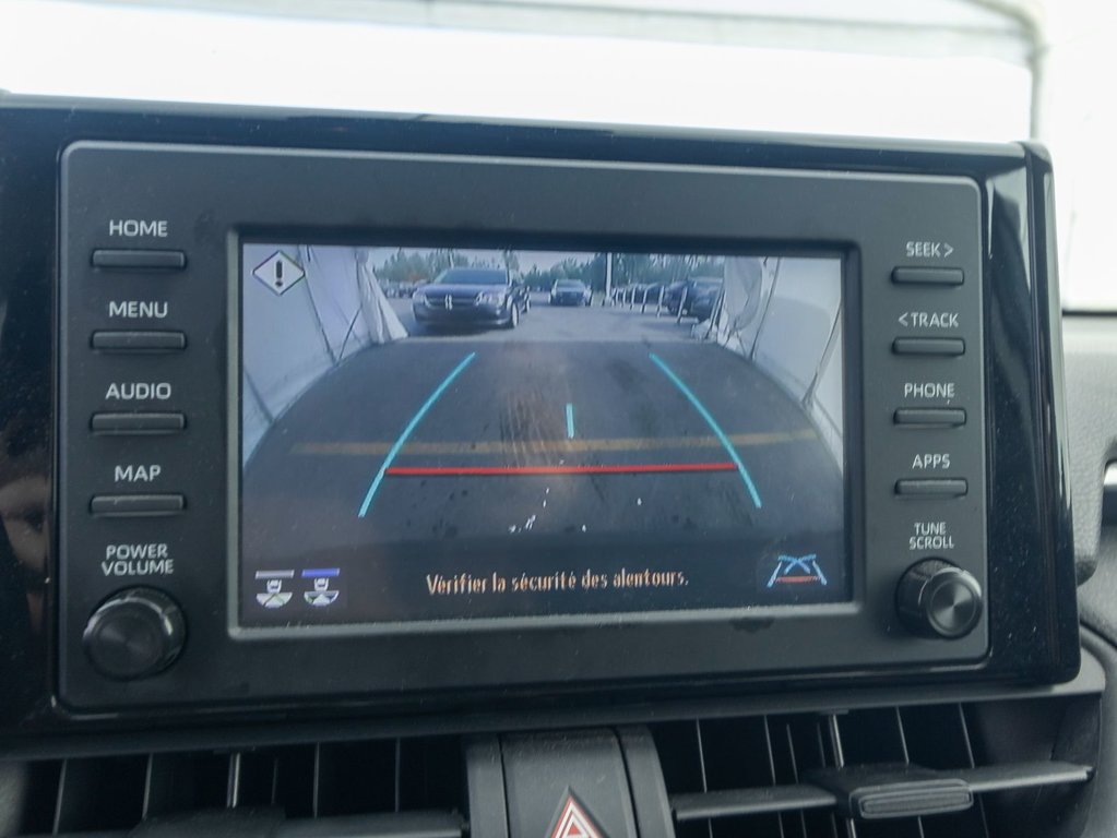 2019 Toyota RAV4 in St-Jérôme, Quebec - 13 - w1024h768px