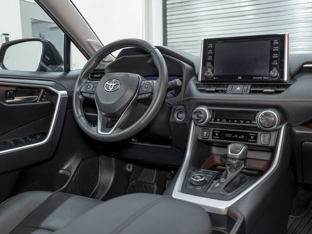 2019 Toyota RAV4 in St-Jérôme, Quebec - 30 - w1024h768px