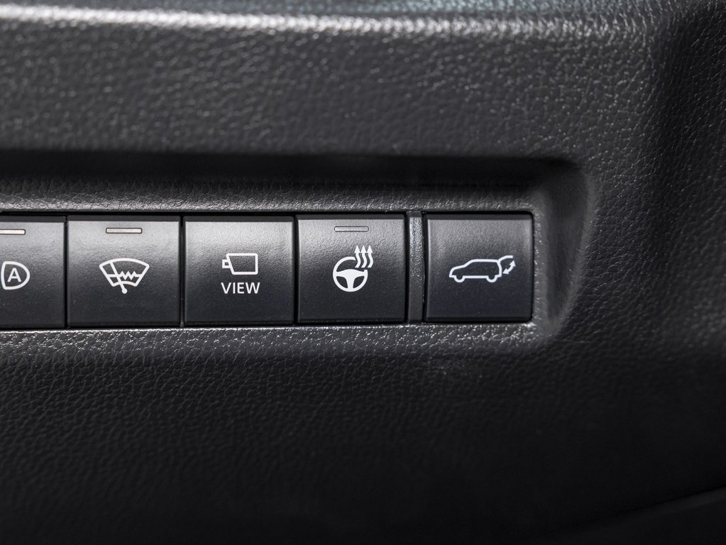 2019 Toyota RAV4 in St-Jérôme, Quebec - 26 - w1024h768px
