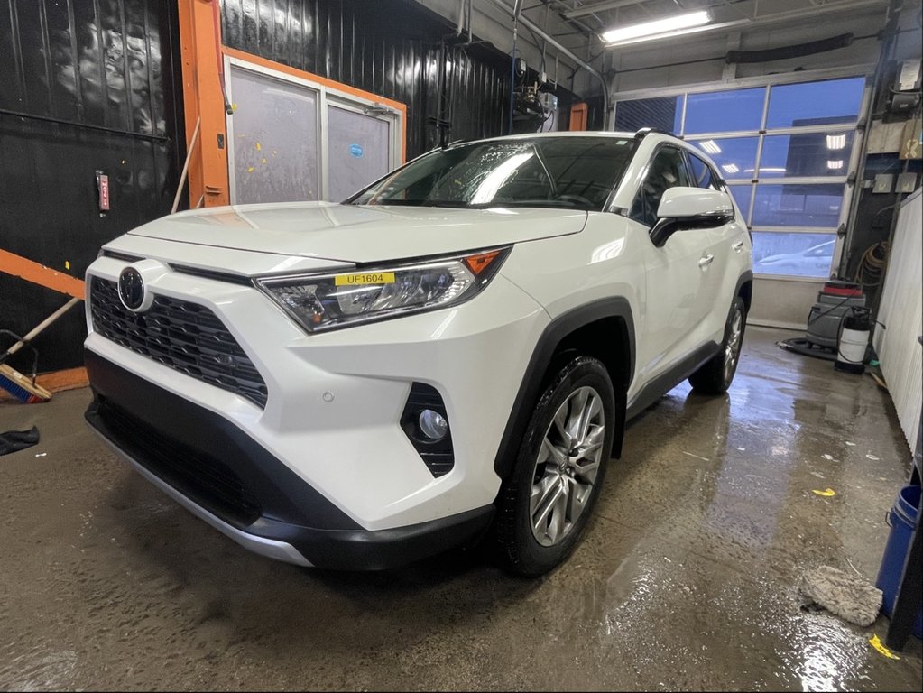 Toyota RAV4  2019 à St-Jérôme, Québec - 1 - w1024h768px