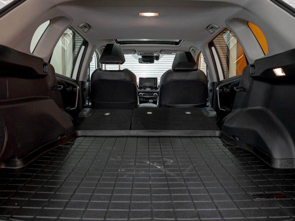 2019 Toyota RAV4 in St-Jérôme, Quebec - 35 - w1024h768px