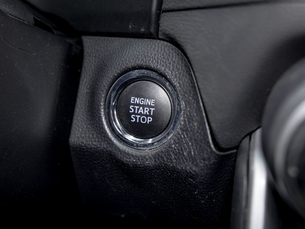 2019 Toyota RAV4 in St-Jérôme, Quebec - 30 - w1024h768px