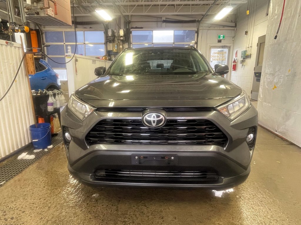 2021 Toyota RAV4 in St-Jérôme, Quebec - 5 - w1024h768px