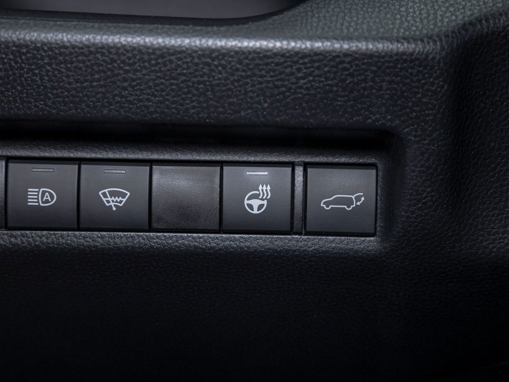 Toyota RAV4  2021 à St-Jérôme, Québec - 22 - w1024h768px