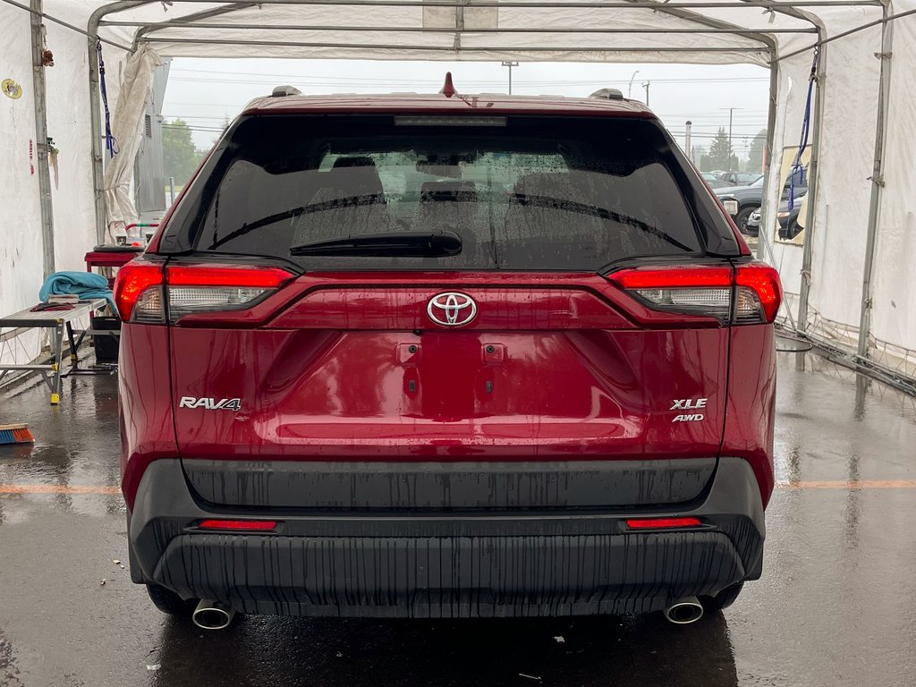 2021 Toyota RAV4 in St-Jérôme, Quebec - 8 - w1024h768px