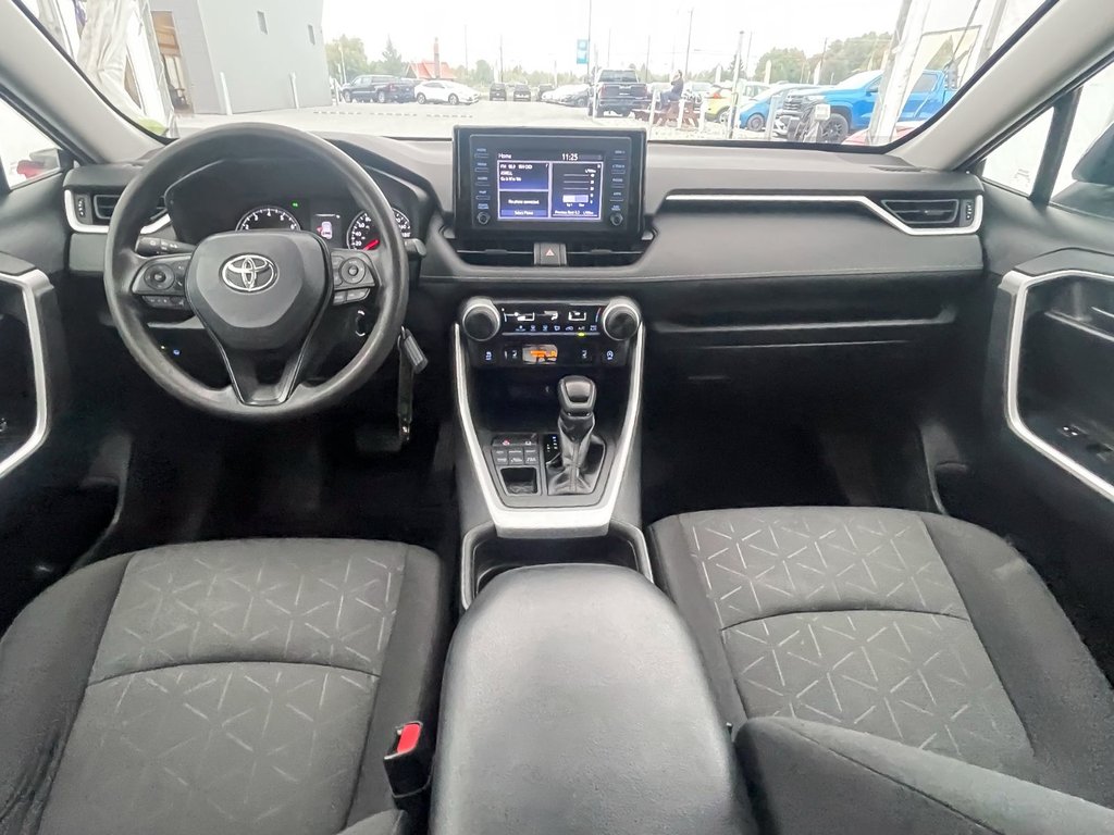 Toyota RAV4  2021 à St-Jérôme, Québec - 10 - w1024h768px